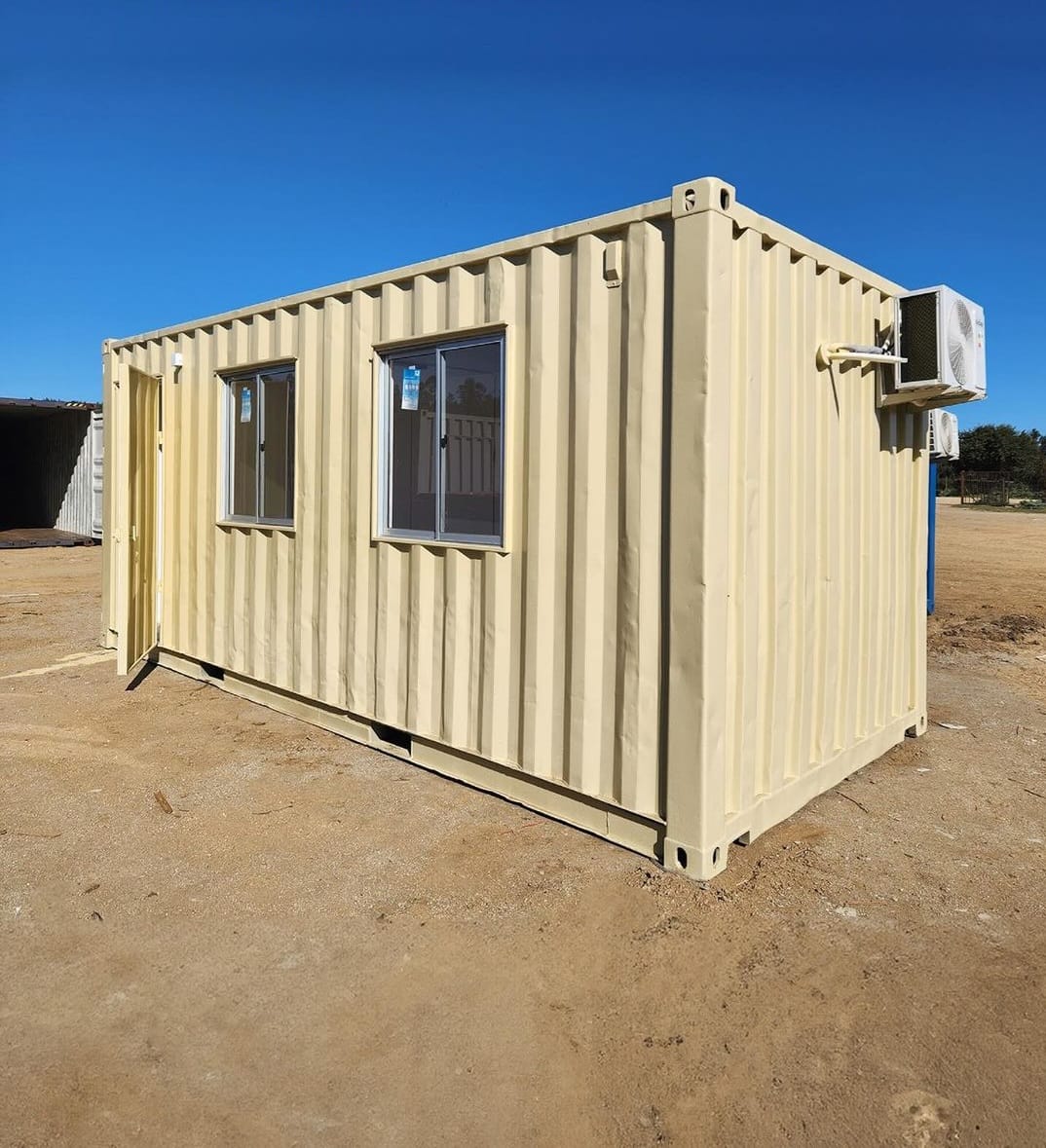 Contentor Marítimo Escritório – 24 m²