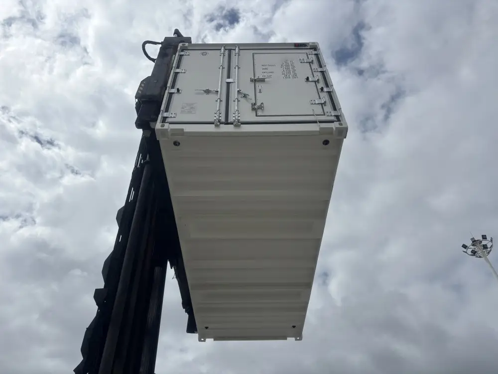 Novo contentor refrigerado de 20 pés - Image 10