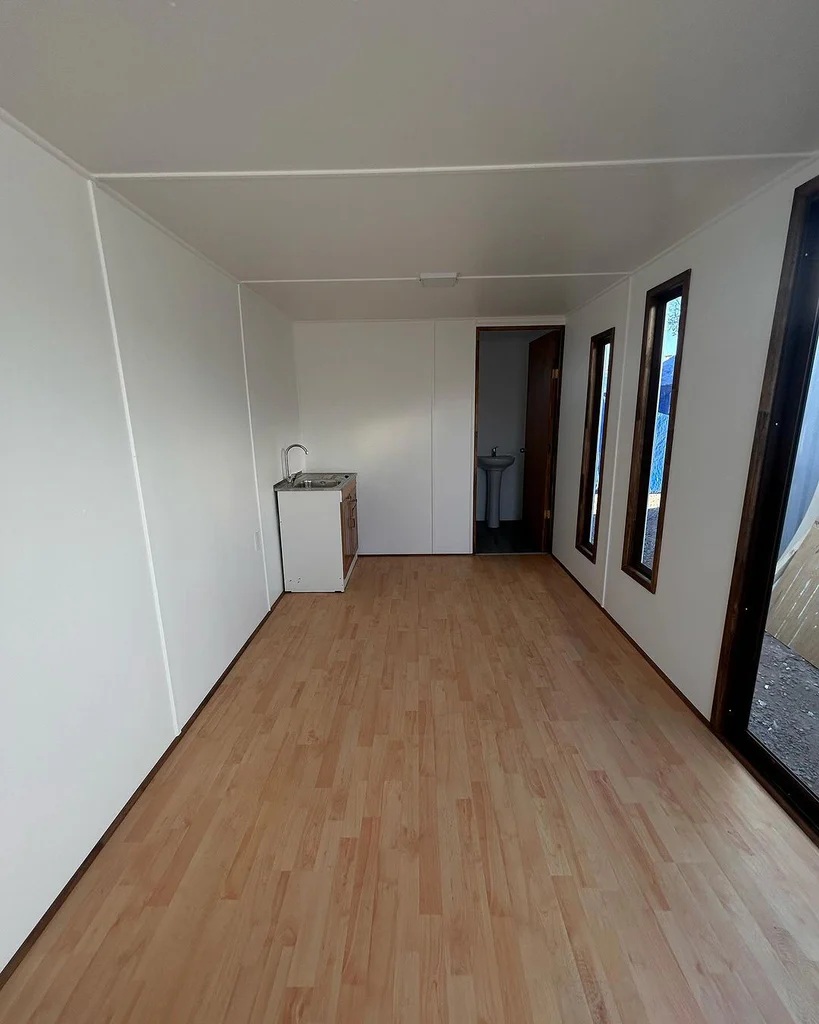 Contentor Escritório 6 × 2,42 m – 15 m² - Image 3