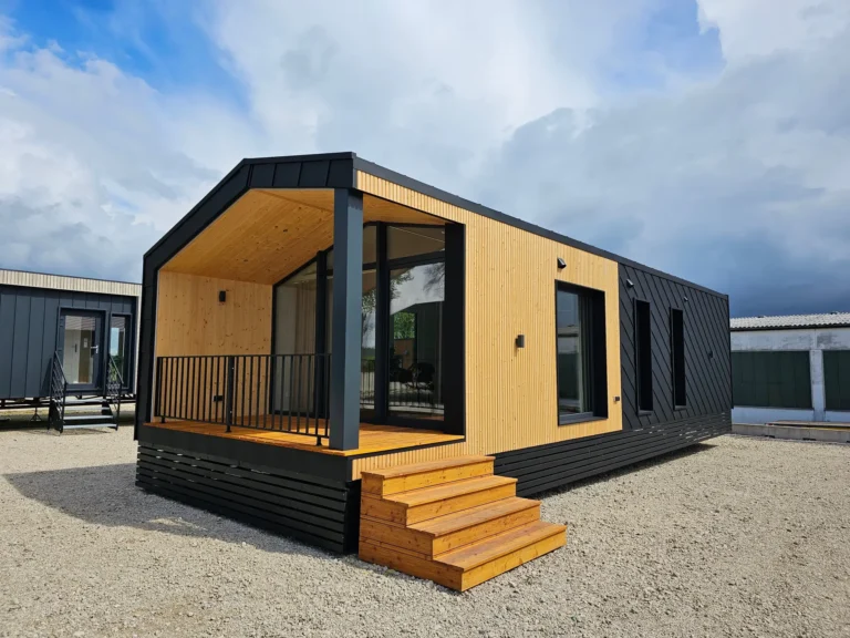 Casa Móvel AU RODRI Negra XL