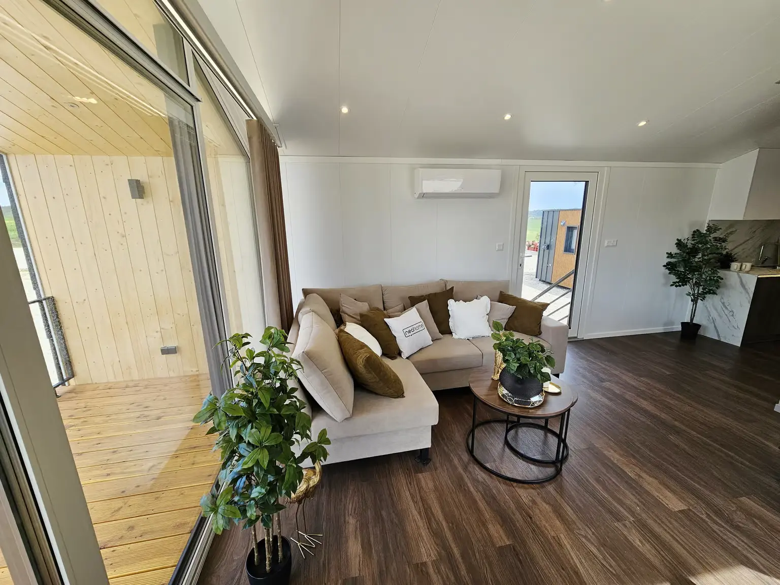 Casa Móvel AU RODRI Negra XL - Image 6