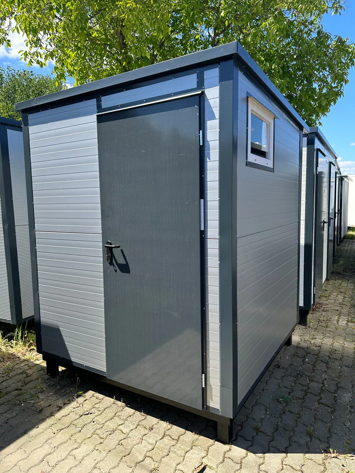CONTENTOR SANITÁRIO 2,00 × 2,00 M COM SANITA E URINOL